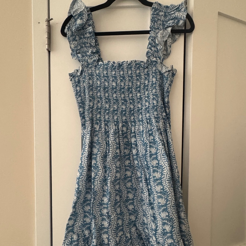 Hill House Elizabeth Nap Dress in Blue Trailing Vine - L